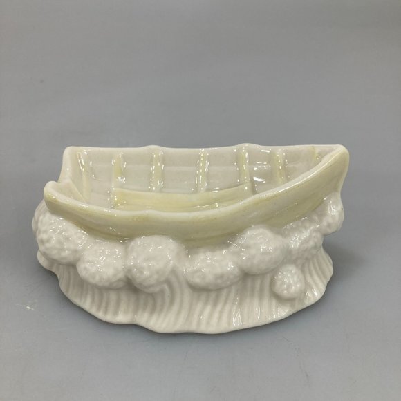 Belleek Boat Yellow Luster Open Salt Trinket Dish - Picture 3 of 5